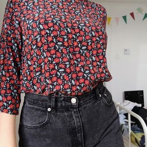 Flowy floral blouse
